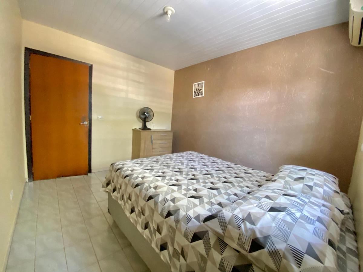 Casa Grande Com 2 Quartos E 1 Suite 포스두이구아수 외부 사진